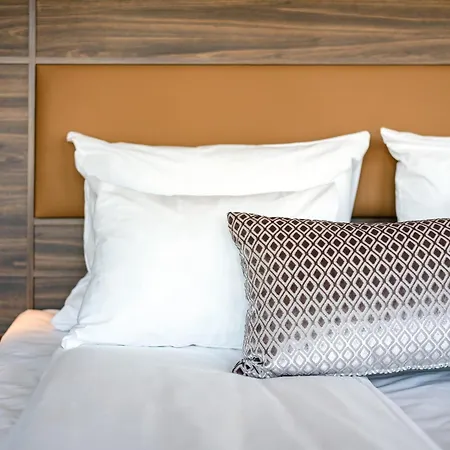 Quality Grand Hotell 4*