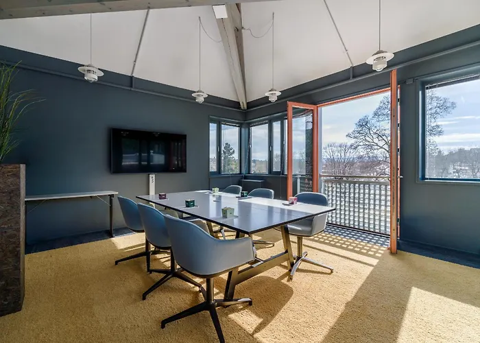 מלון Quality Grand